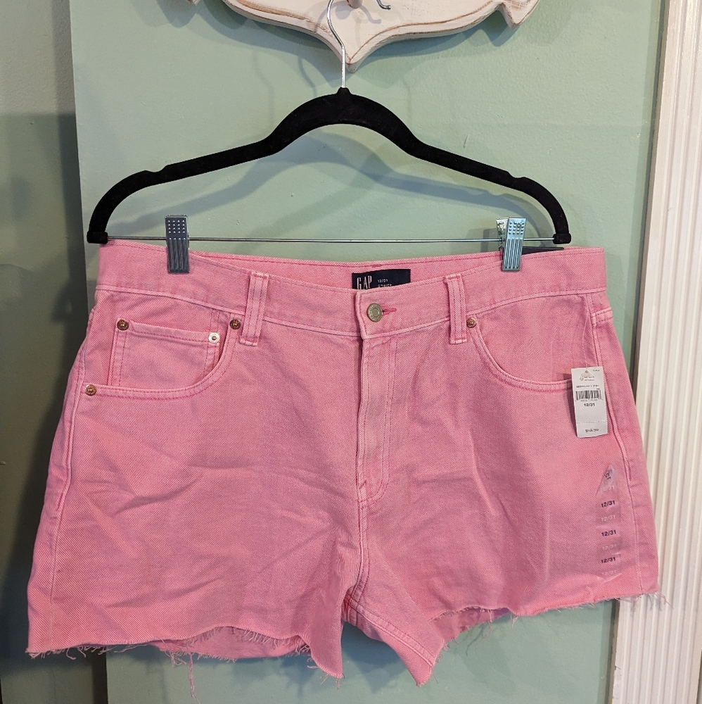 🔥NWT:🔥GAP Valentine's Breezy Bottoms pink mid rise shorts size 12
